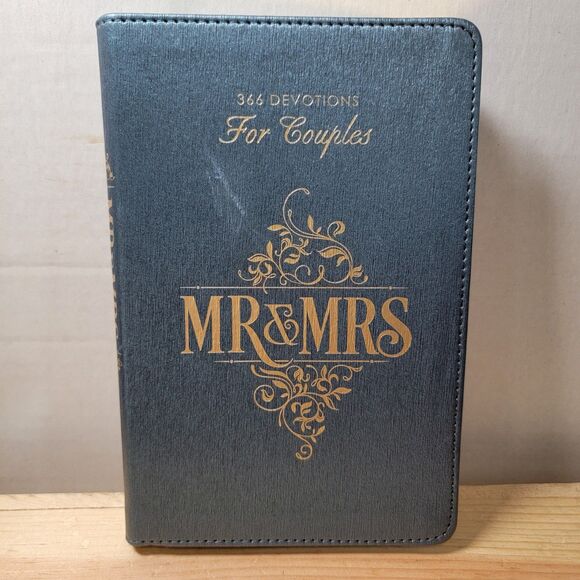 BOOK Mr. & Mrs. 366 Devotions for Couples - in LuxLeather - Leather Bound NEW - Picture 1 of 5